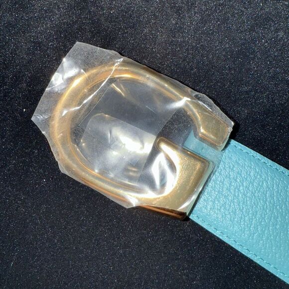 Brand new with box and dustbag Gucci two tone belt Gold buckle main image 9